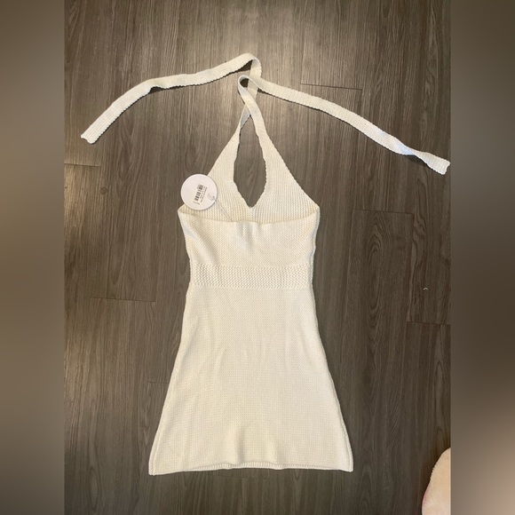 Princess Polly knitted halter dress - Picture 2 of 5